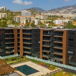 Modern 2 Bedroom Flat In Condo With Swimming Pool Apartamento Funchal (Madeira)